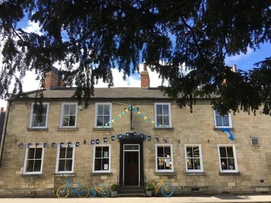 Large 4 Bedroom Home In Boston Spa Village In-Between York, Harrogate And Leeds, Sleeps 9 Extérieur photo